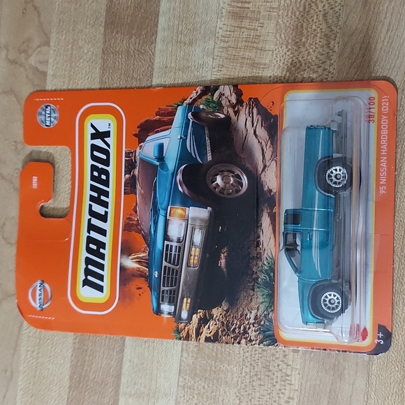 2022 Matchbox Power Grabs - '95 Nissan Hardbody (D21)- White 17/102 New in Box 2022 Matchbox Power Grabs - '95 Nissan Hardbody (D21)- White 17/102 New in Box